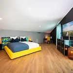 Eskapi Villa *