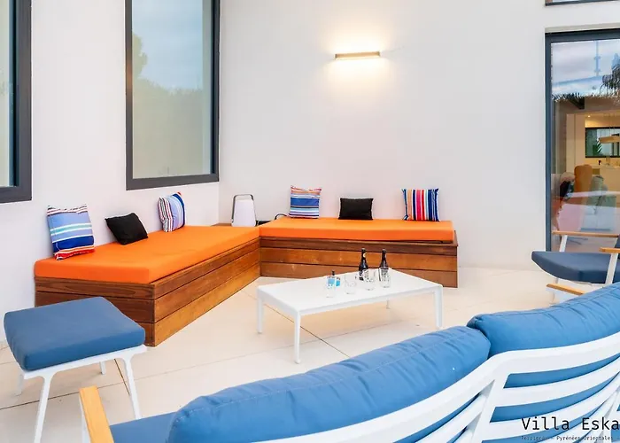 فيلة Eskapi بيربينيو