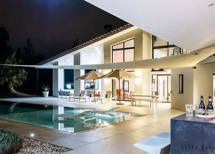 Eskapi * بيربينيو